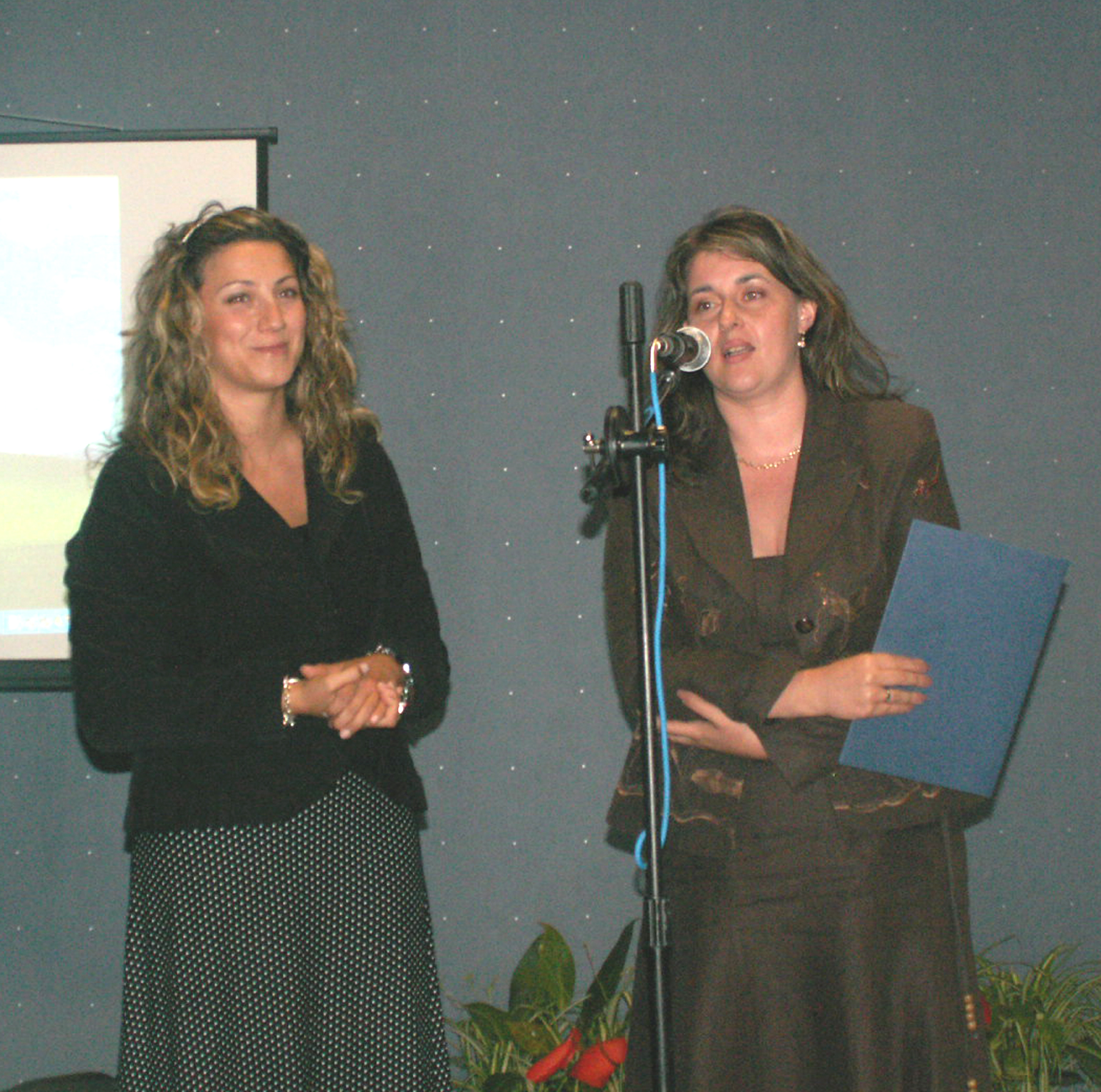 Ms Mariana Kuncheva, Executive Director of UBBSLA, was happy to receive the FLGR award. 5 July, 2007, Plovdiv